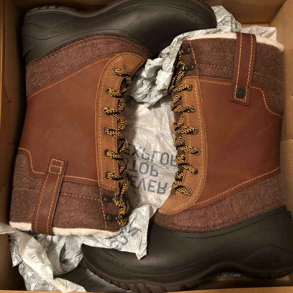 Ladies The North Face Boot 🥾 size 7.5